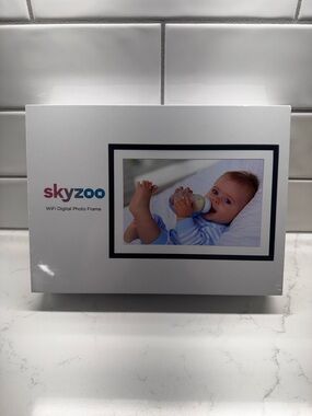 White WiFi Digital Photo Frame